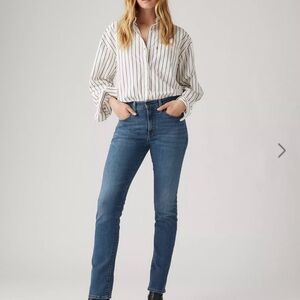 Levi's Women's High Rise Straight 724 Blue Jeans
